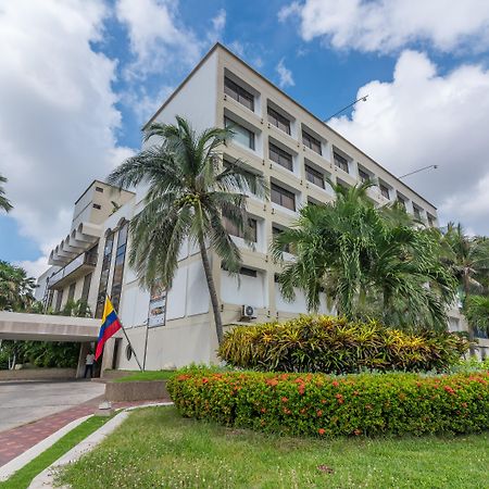 בארנקווילה Hotel Faranda Express Puerta Del Sol Barranquilla, A Member Of Radisson Individuals מראה חיצוני תמונה