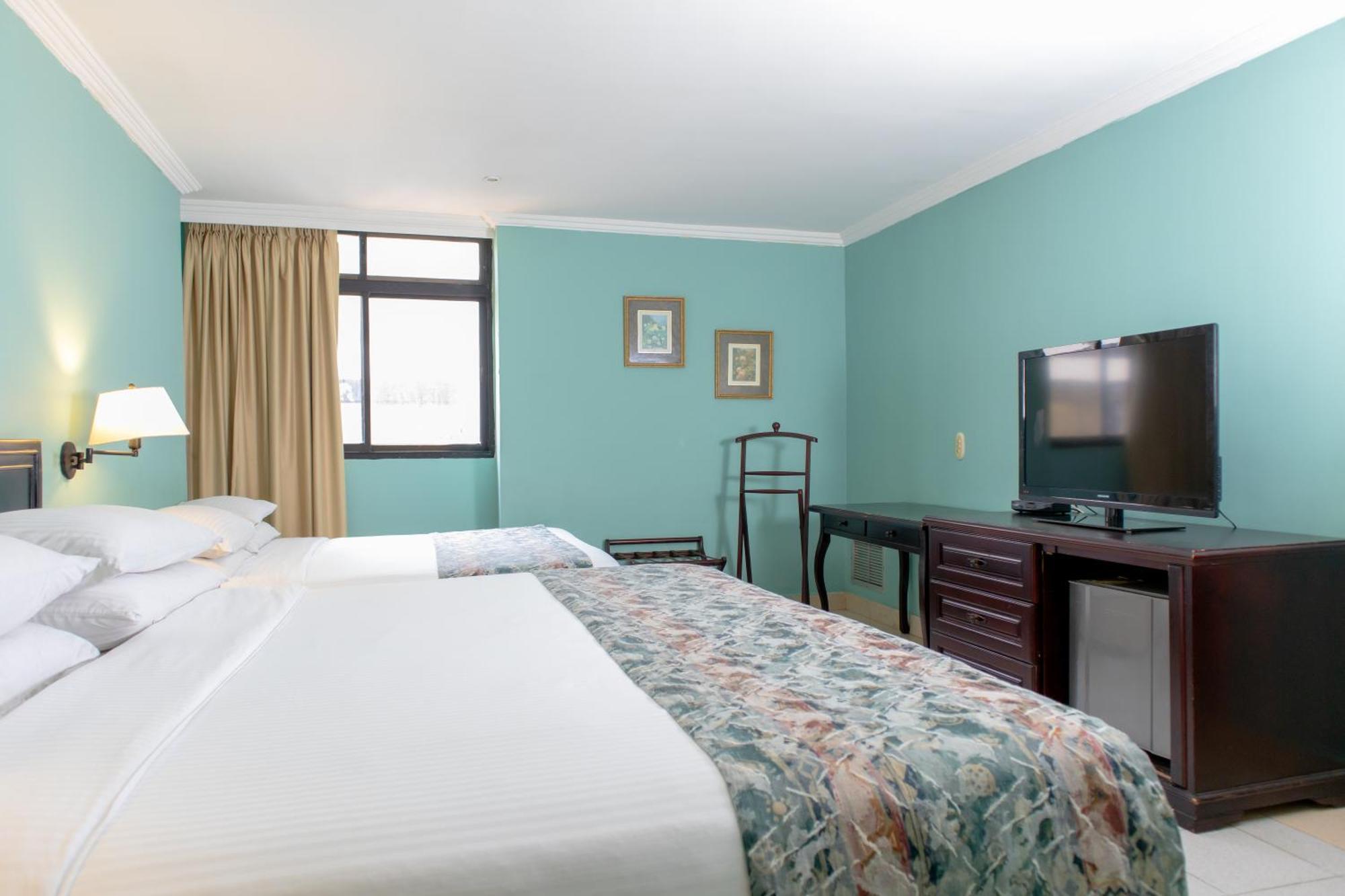 בארנקווילה Hotel Faranda Express Puerta Del Sol Barranquilla, A Member Of Radisson Individuals מראה חיצוני תמונה