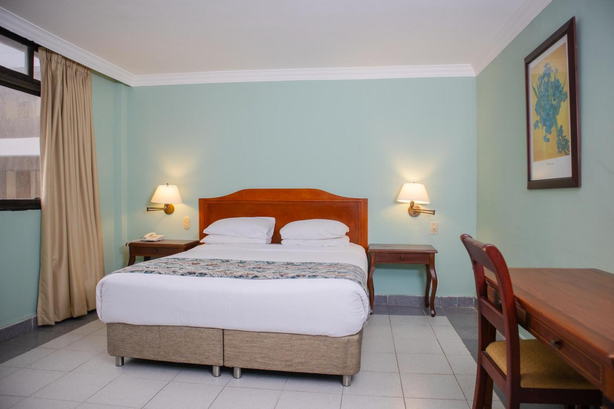 בארנקווילה Hotel Faranda Express Puerta Del Sol Barranquilla, A Member Of Radisson Individuals מראה חיצוני תמונה
