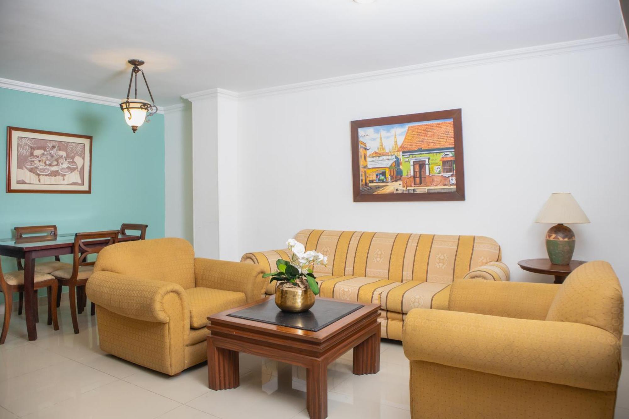 בארנקווילה Hotel Faranda Express Puerta Del Sol Barranquilla, A Member Of Radisson Individuals מראה חיצוני תמונה
