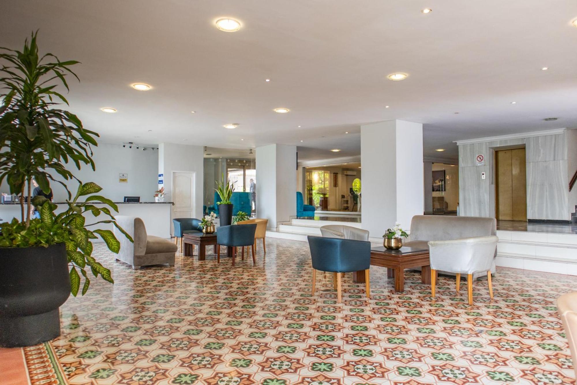 בארנקווילה Hotel Faranda Express Puerta Del Sol Barranquilla, A Member Of Radisson Individuals מראה חיצוני תמונה