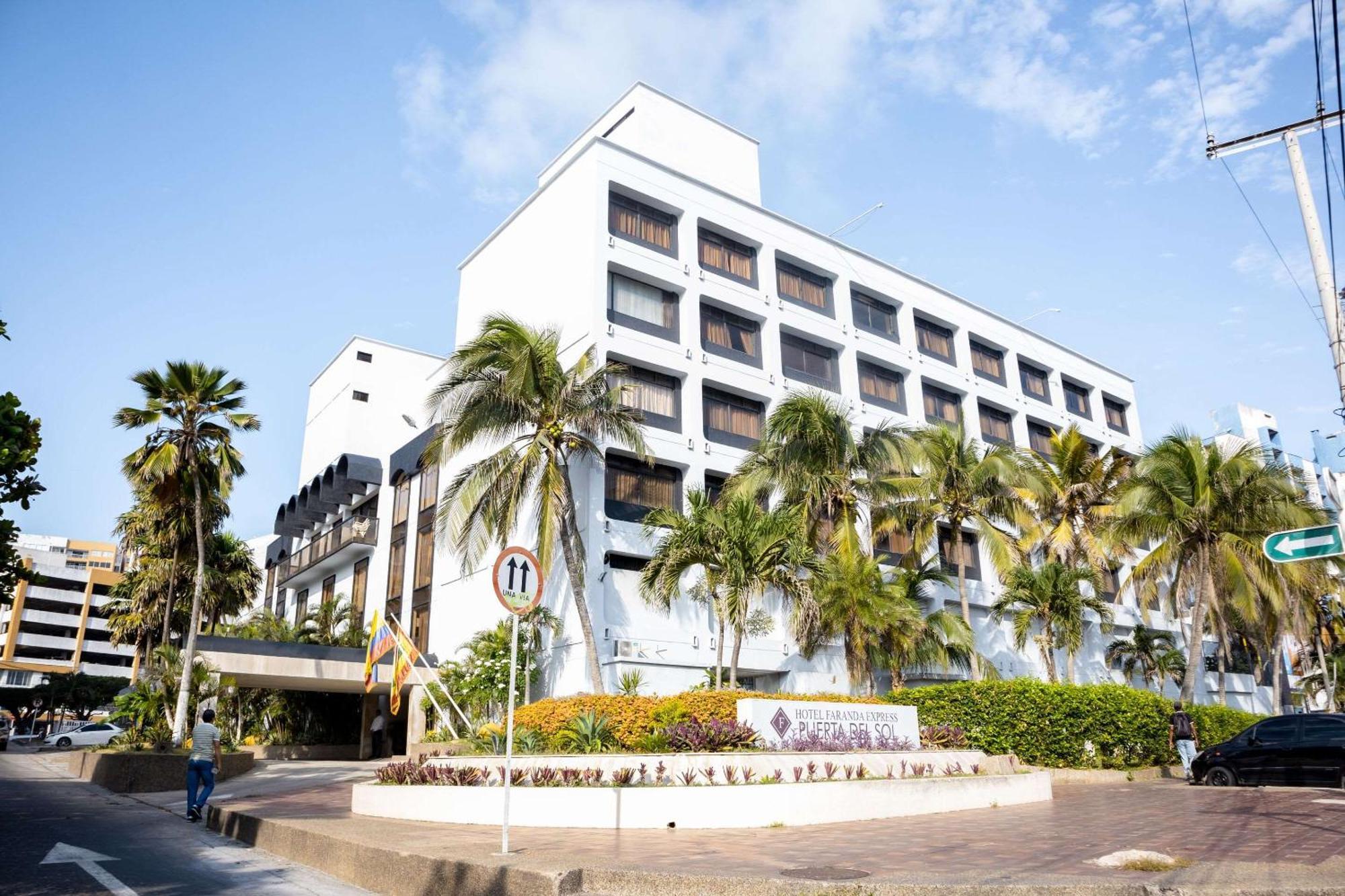 בארנקווילה Hotel Faranda Express Puerta Del Sol Barranquilla, A Member Of Radisson Individuals מראה חיצוני תמונה